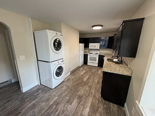 12A Hale St #12-A Photo 1