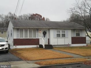 249 Windsor Ln, Westville, NJ 08093