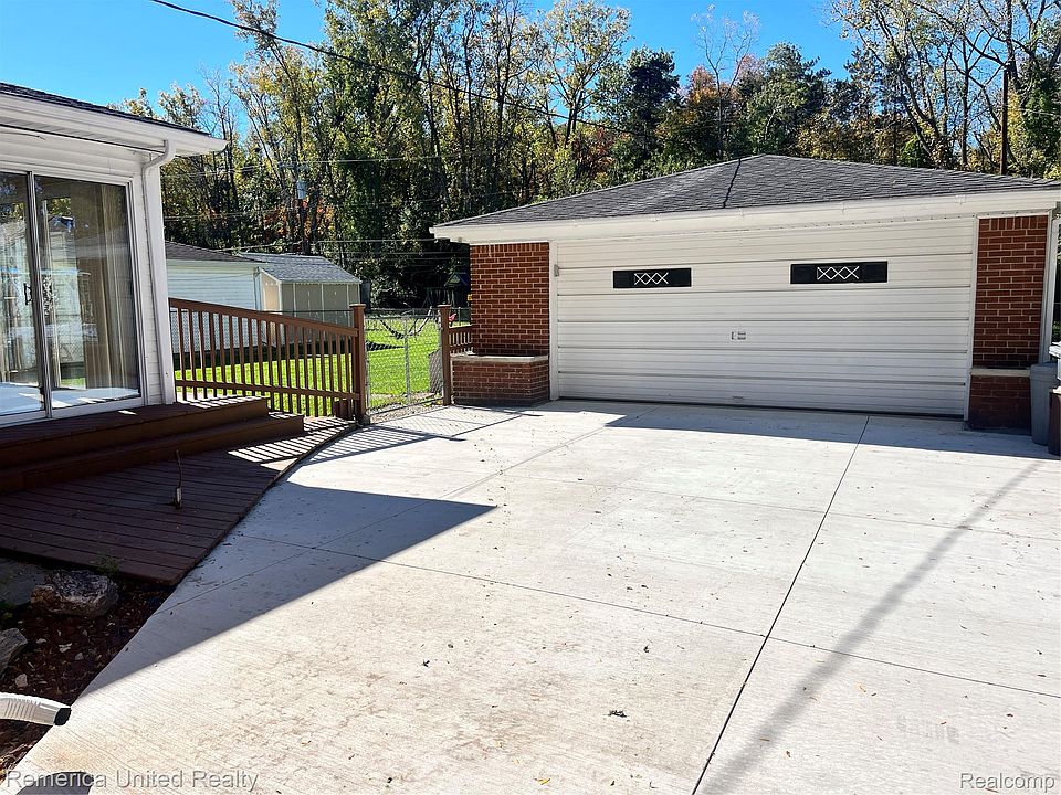 14969 Ellen Dr, photo 3