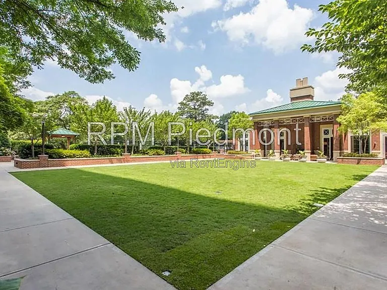 1820 Peachtree Rd #911 — Photo 43