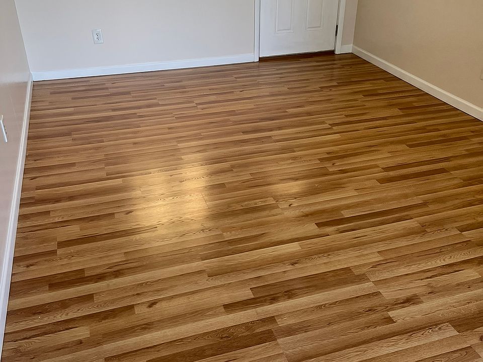 1st image of 3020 Fernbrook Ln #3