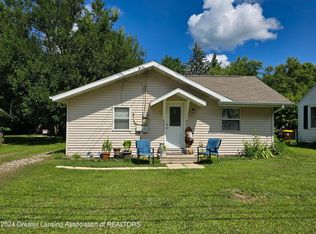 412 W 3rd St, Charlotte, MI 48813