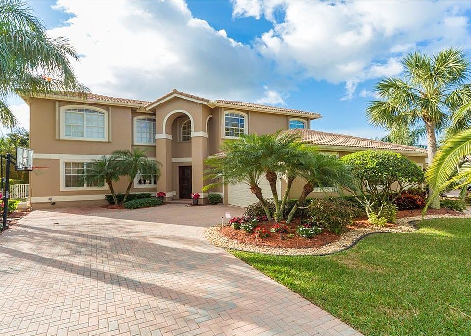 1st image of 4777 SW Long Bay Dr