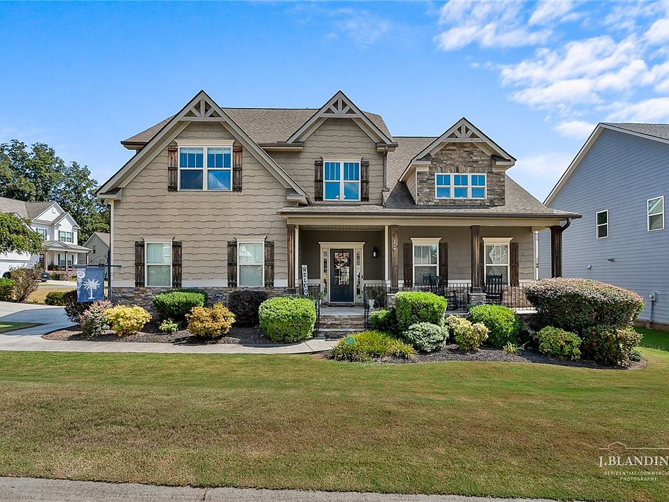 1st image of 124 Mystic Vineyard Ln
