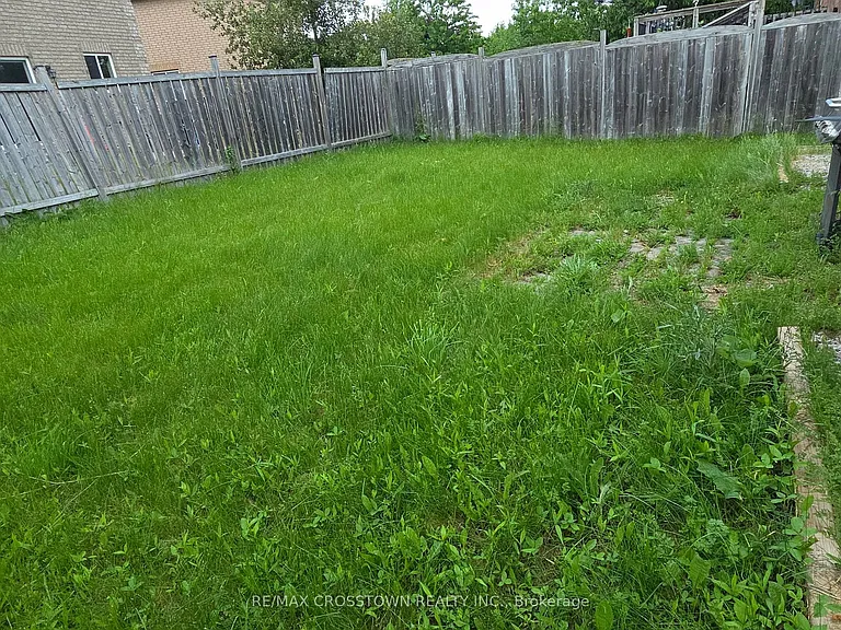 22 Larkin Dr — Photo 11