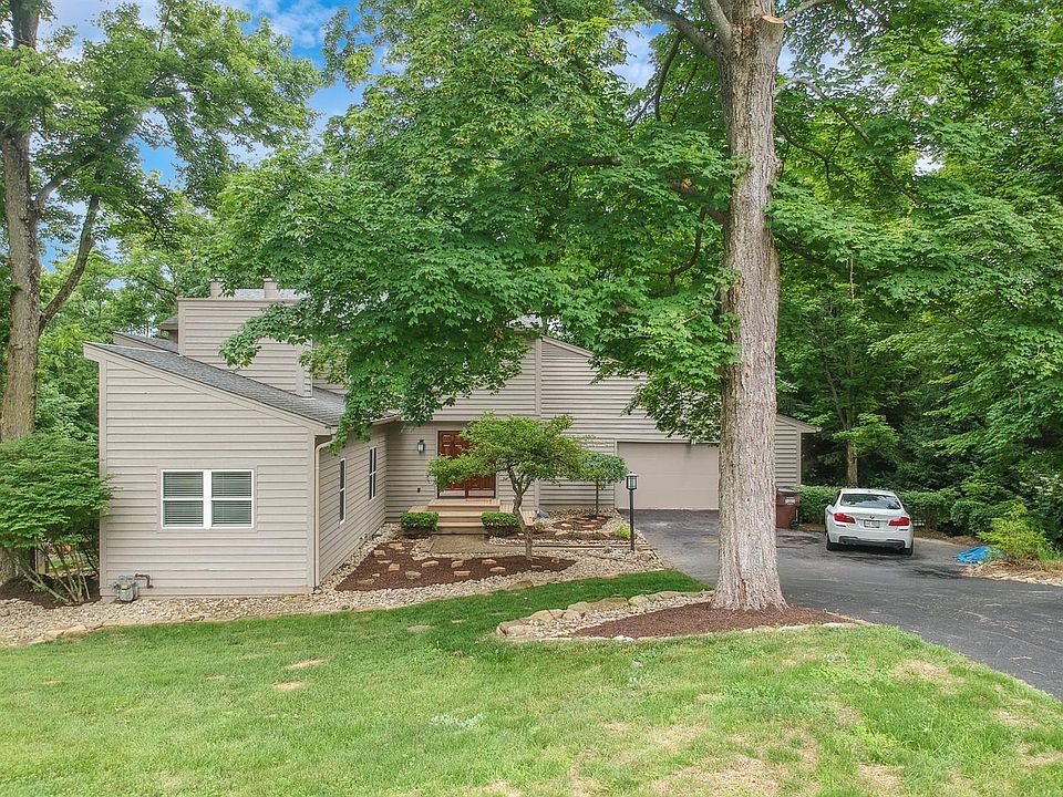 1st image of 7036 Royalgreen Dr