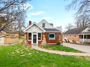 6708 Cheviot Rd, Cincinnati, OH 45247