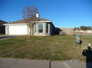 200 Colgate, Forney, TX 75126