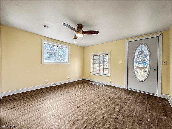 5th image of 613 N Raccoon Rd