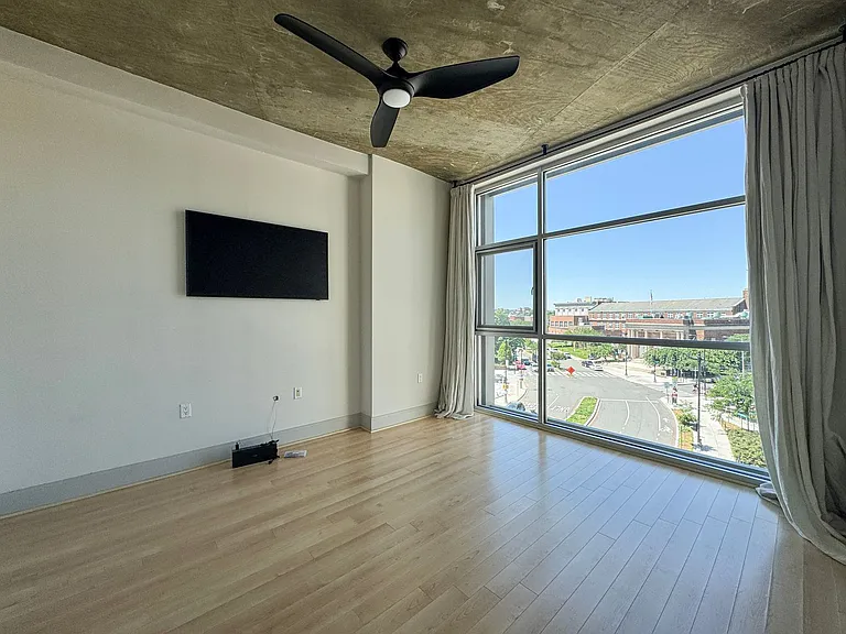 919 Florida Ave NW #404 — Photo 10