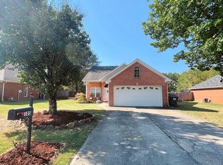 105 Hickory Point Dr, Helena, AL 35080