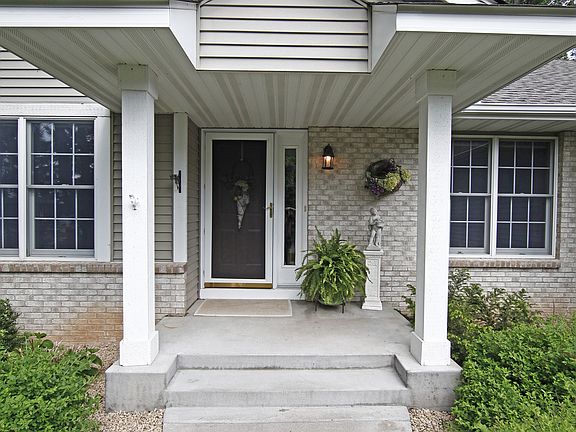 2nd image of 5795 Newberry Ave N