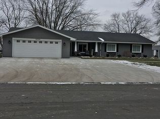 28545 Nieman Rd, New Boston, MI 48164