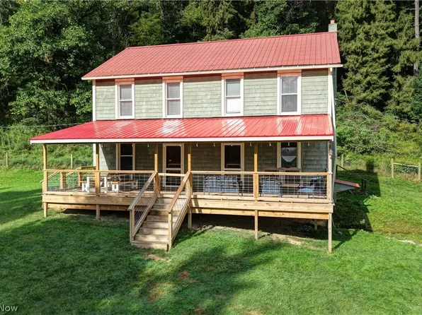1279 Fox Ave SE, Paris, OH 44669