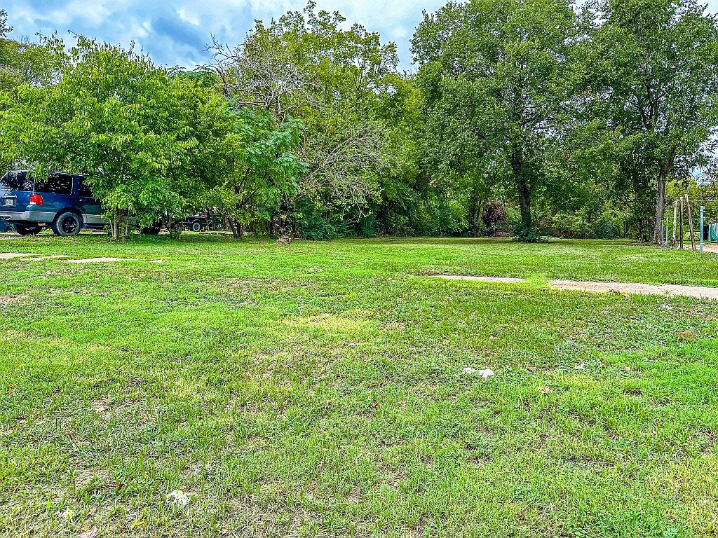 1308 E Collin St, Corsicana, TX 75110 MLS 20447932 Zillow