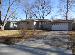 616 E Morningside St, Springfield, MO 65807