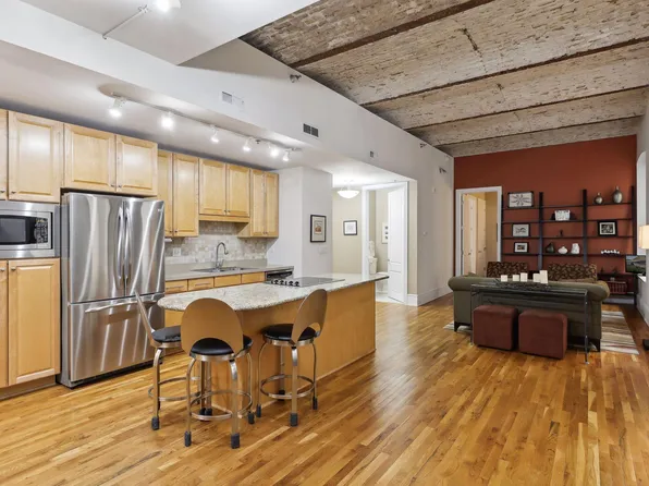 300 Wall St Unit 307, Saint Paul, MN 55101