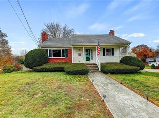 22 S Joseph St, Westerly, RI 02891
