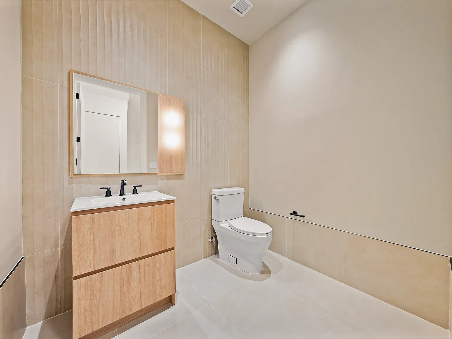 733 Lincoln Place — Photo 4