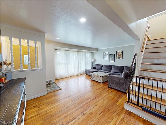 5th image of 1339 Haverston Rd