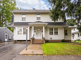 45 Broderick Dr, Rochester, NY 14622