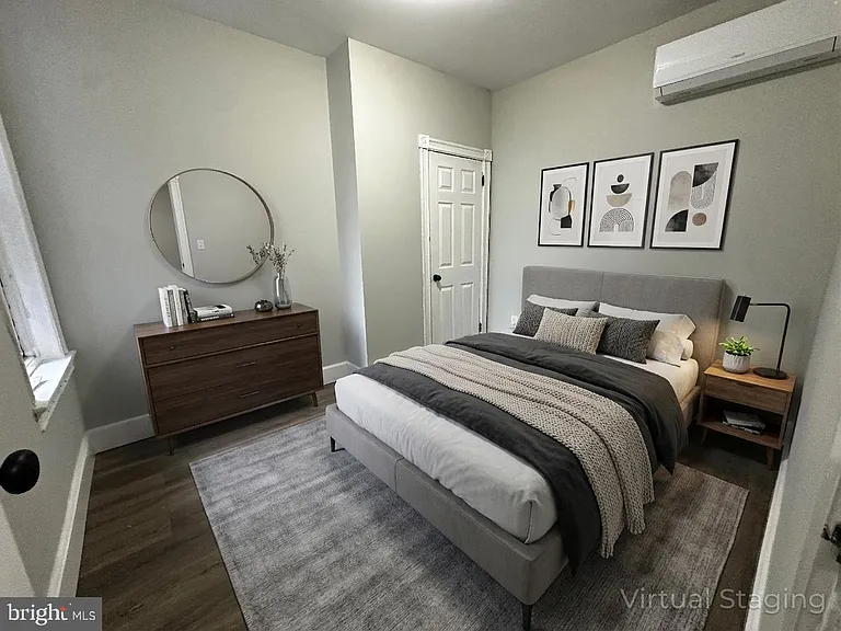 5729 Pine St #2 — Photo 3