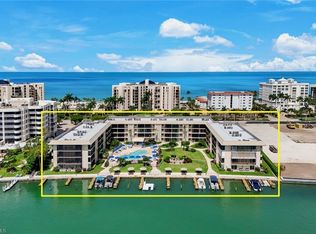 3200 Gulf Shore Blvd N APT 112, Naples, FL 34103
