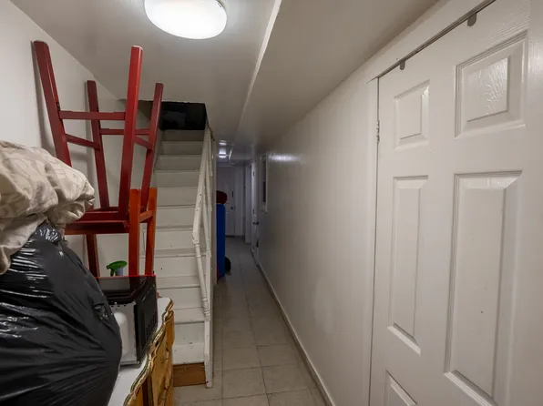 194 Essex Street image 9 of 9