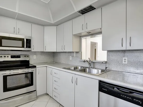 2903 Victoria Circle #B1, Coconut Creek, FL 33066