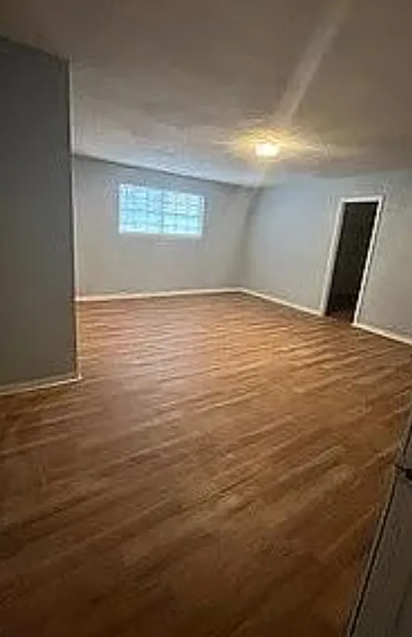3 bed, 1600 sqft, $1,700 — Photo 2