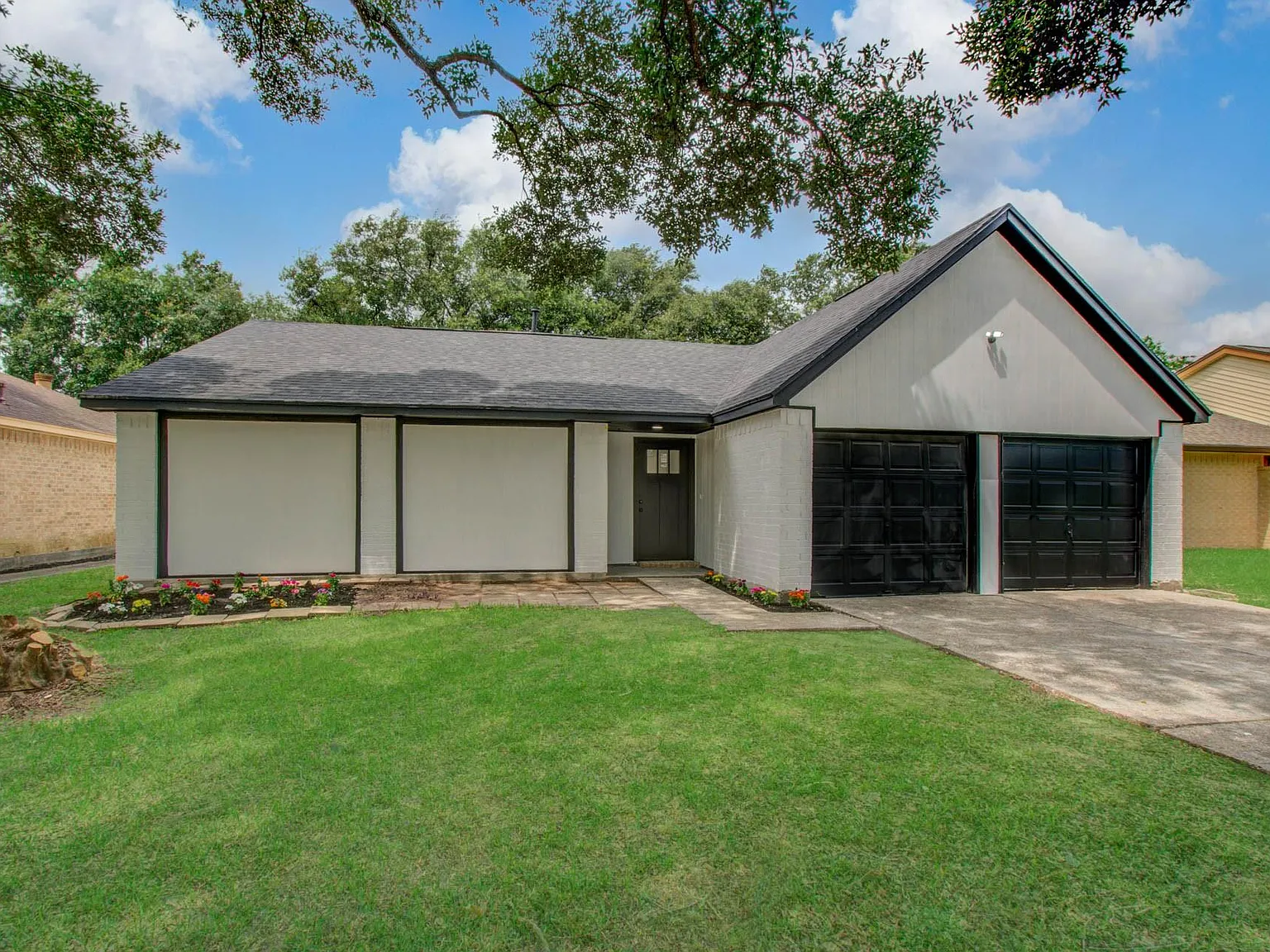 3 bed, 2.0 bath, 1428 sqft, $1,650 — Photo 3