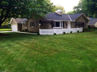 30015 Ashton Ln, Bay Village, OH 44140