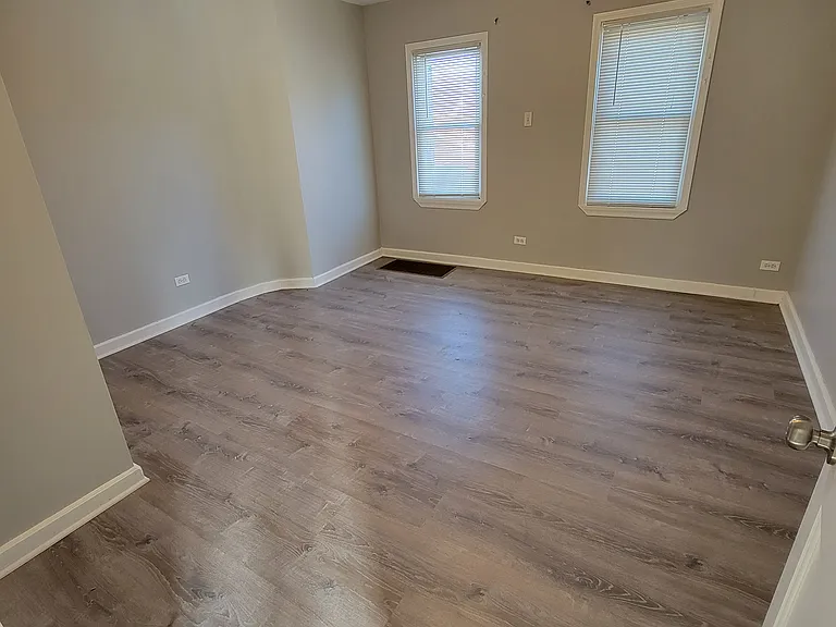 258 N Porter St — Photo 8