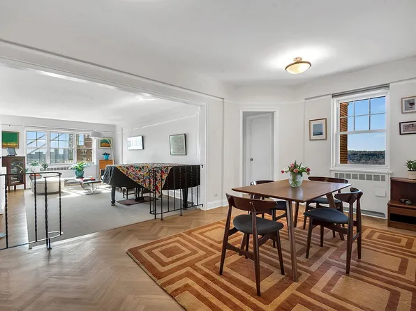 120 Cabrini Blvd APT 111, New York, NY 10033