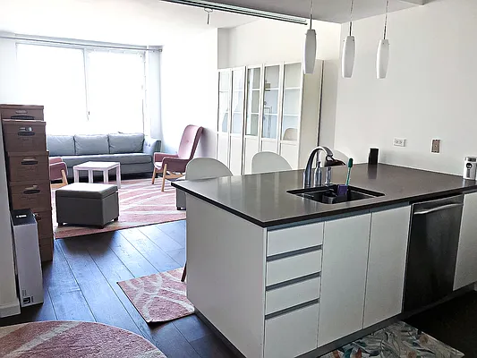 Rented by Realmart Realty LLC | media 61