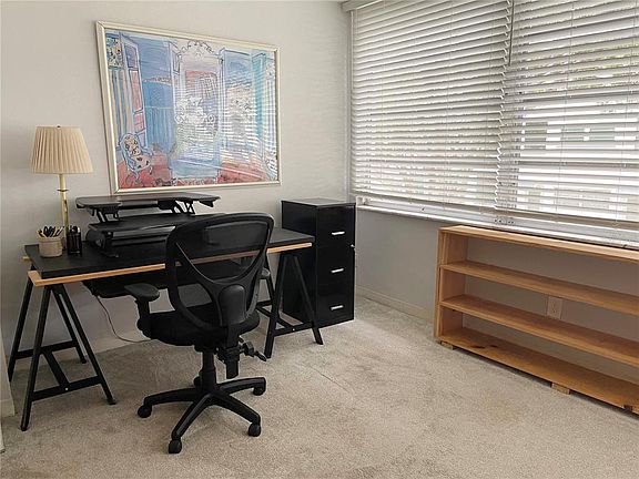 5th image of 5880 38TH AVENUE N #206