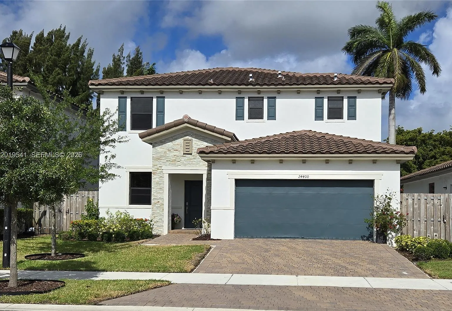 Estates At Silver Palm — Photo 1