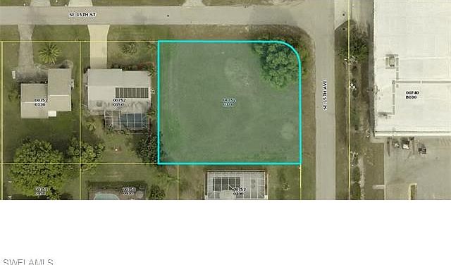 1st image of 1454 SE 15th St