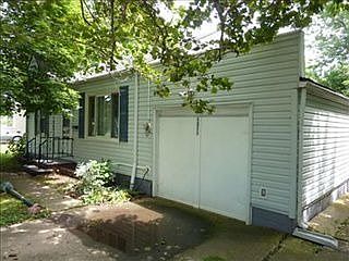 3rd image of 1311 E 349th St
