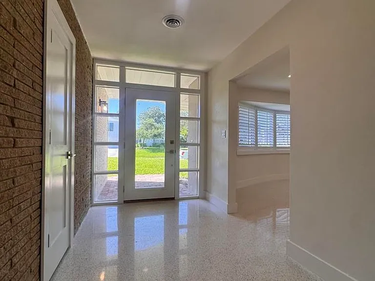 113 Royal Dunes Blvd — Photo 3