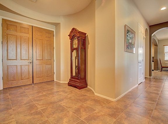 4th image of 2415 W Aloe Vera Dr