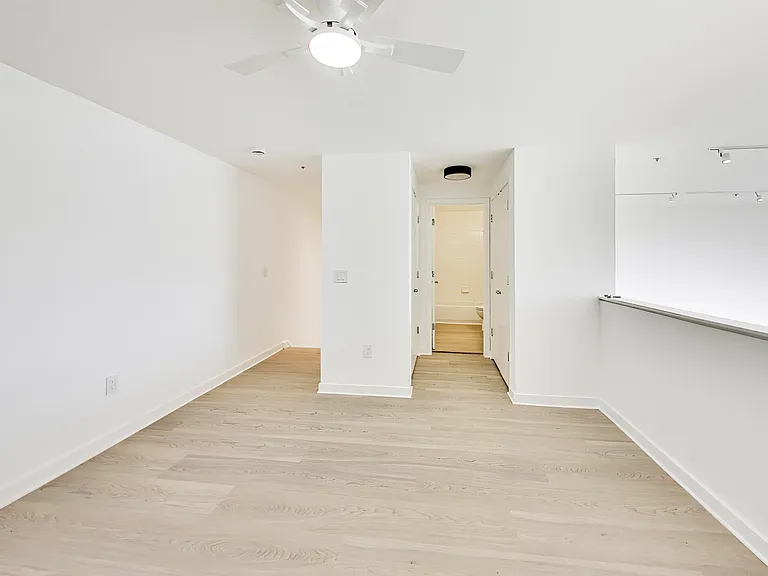 637 Natoma St #3 — Photo 14