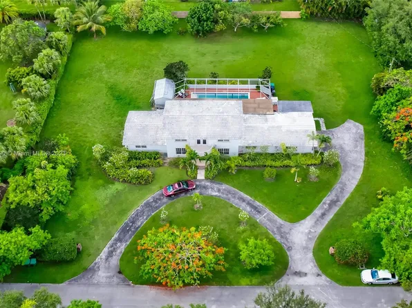 7950 SW 134th St, Pinecrest, FL 33156