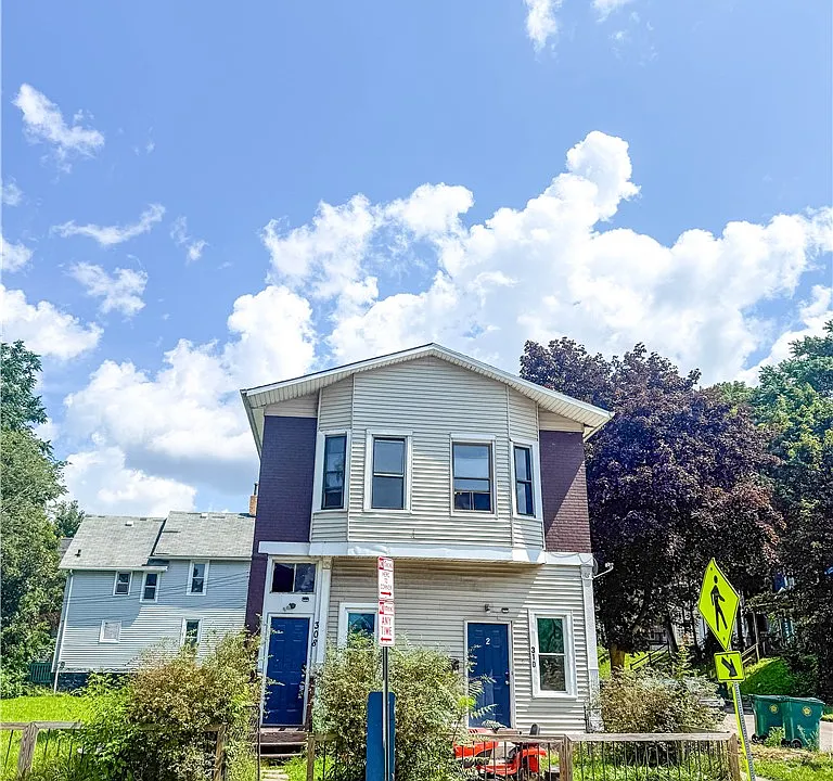 308 Reynolds St #1