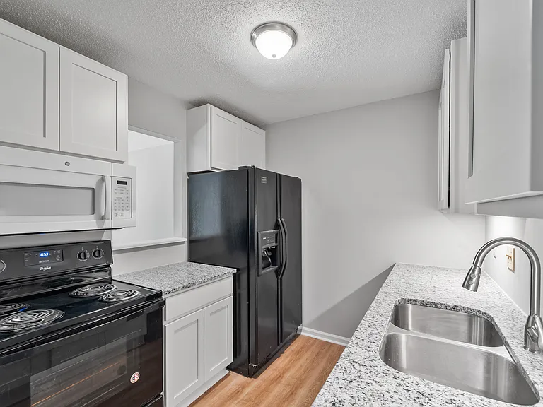 5651C Hornaday Rd #C — Photo 3