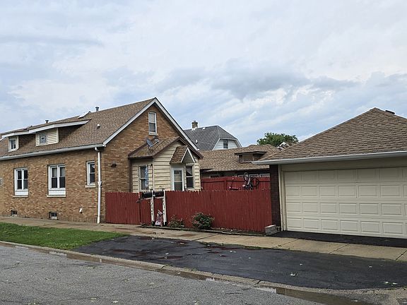3rd image of 2347 W 144th St