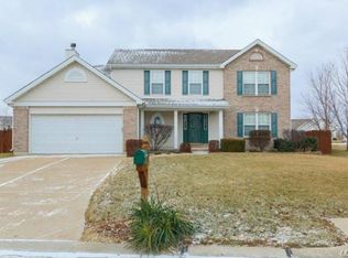1141 Ivy Point Dr, O'Fallon, MO 63366