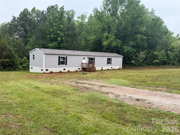 1761 Brown Rd, Chester, SC 29706