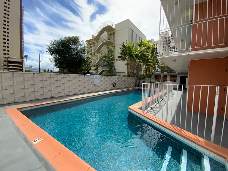 236 Liliuokalani Ave #202 — Photo 12
