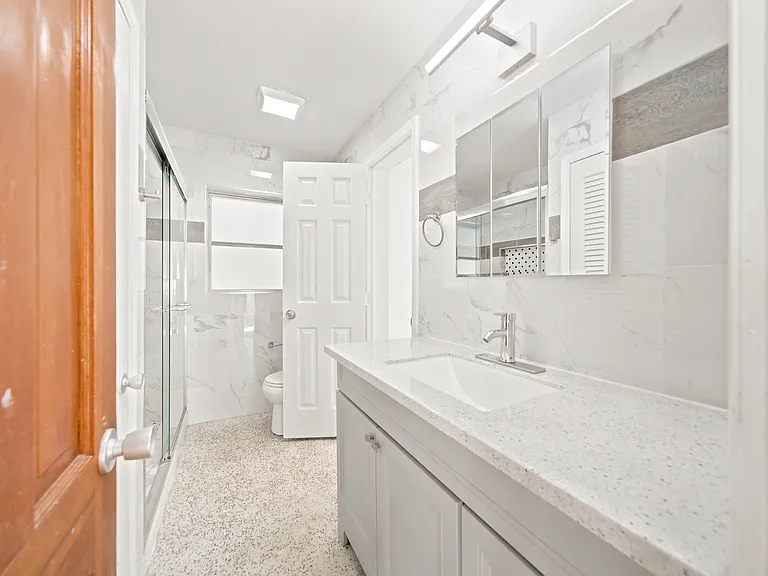 365 Blue Heron Rd — Photo 18